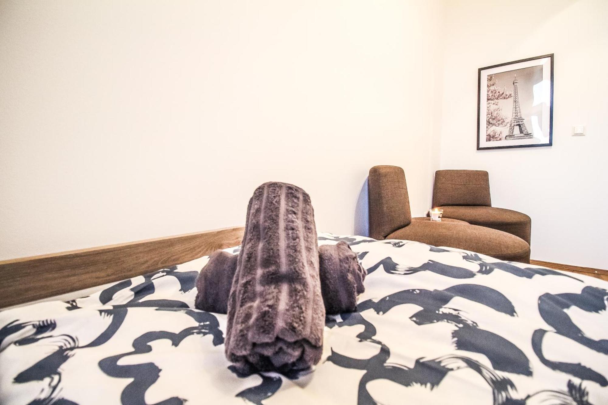 וינה Disc Cozy Rooms In Liesing מראה חיצוני תמונה