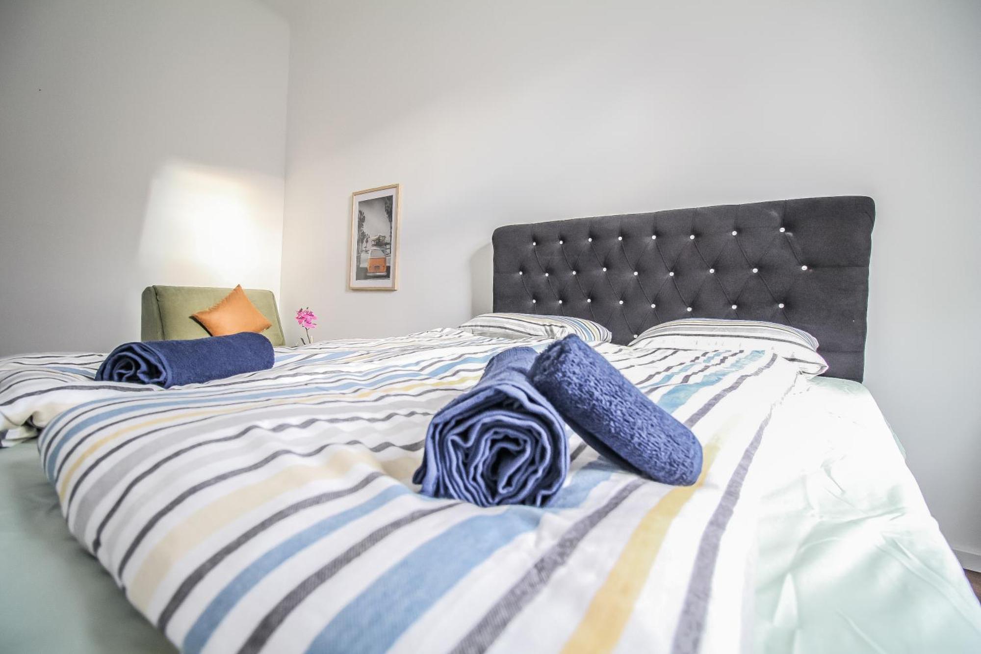 וינה Disc Cozy Rooms In Liesing מראה חיצוני תמונה