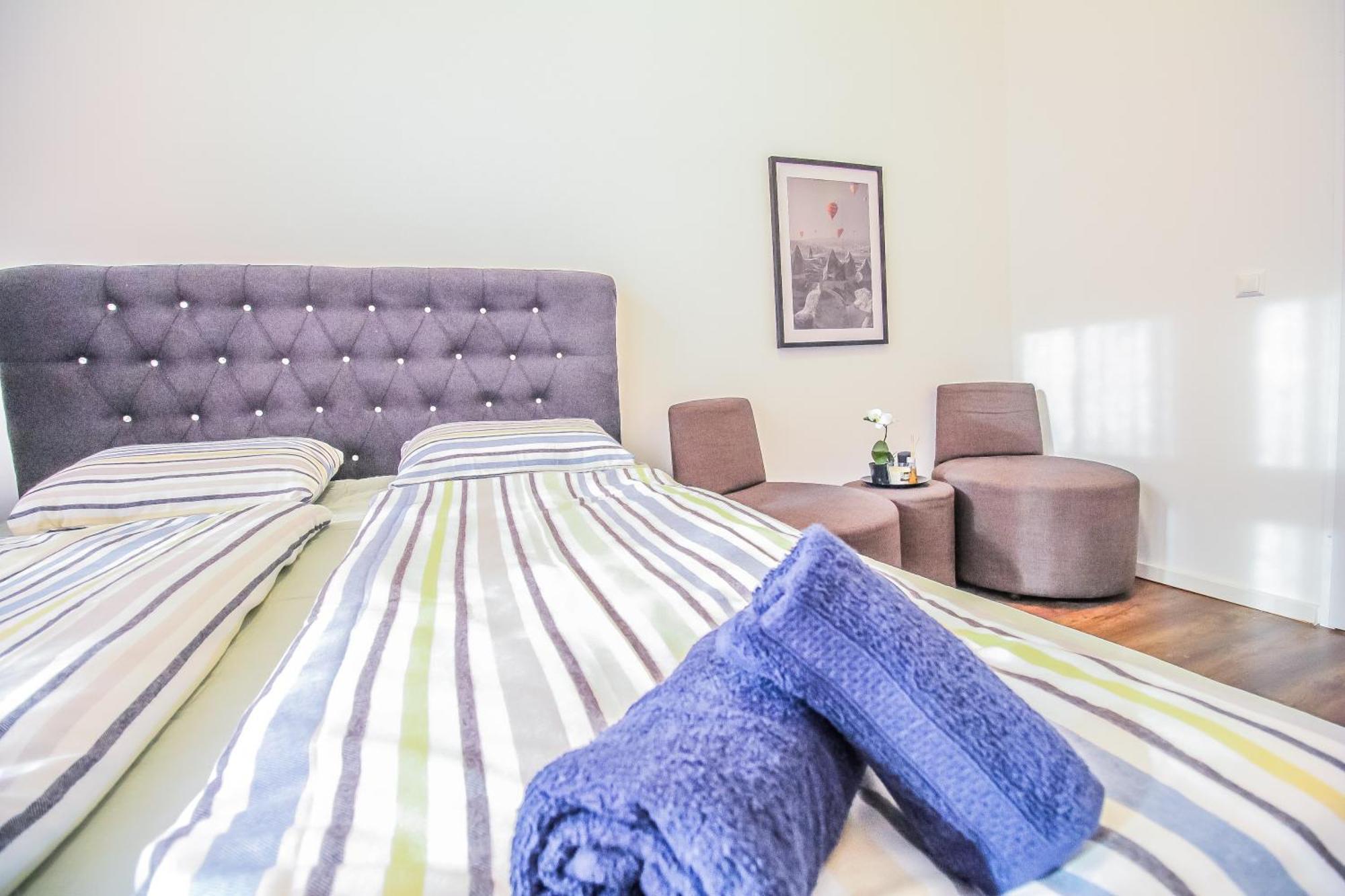וינה Disc Cozy Rooms In Liesing מראה חיצוני תמונה