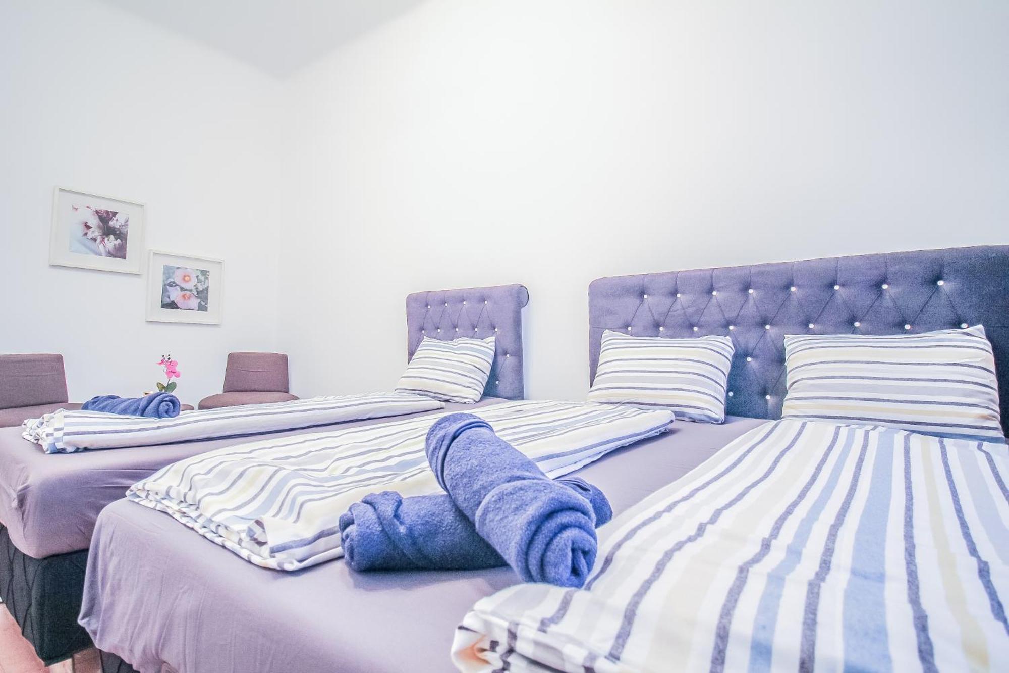 וינה Disc Cozy Rooms In Liesing מראה חיצוני תמונה