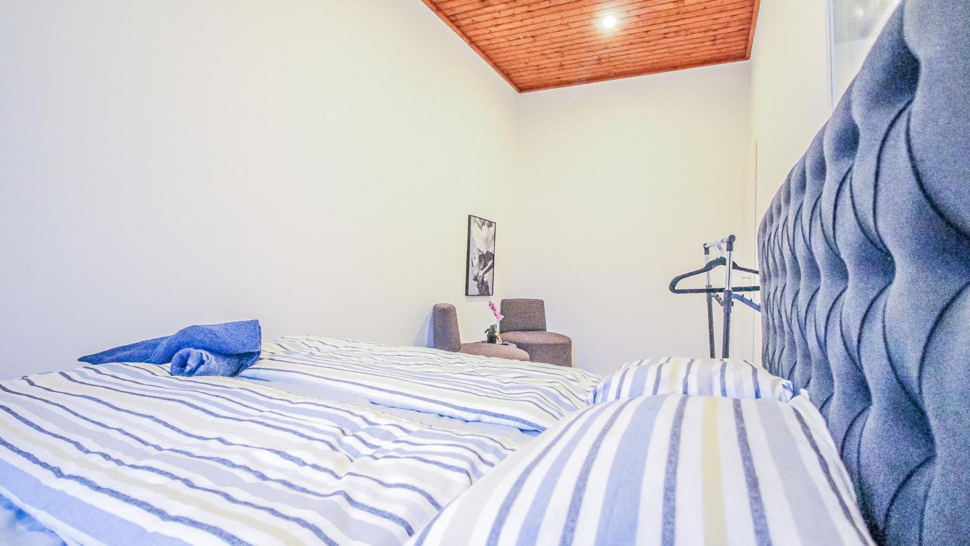 וינה Disc Cozy Rooms In Liesing מראה חיצוני תמונה