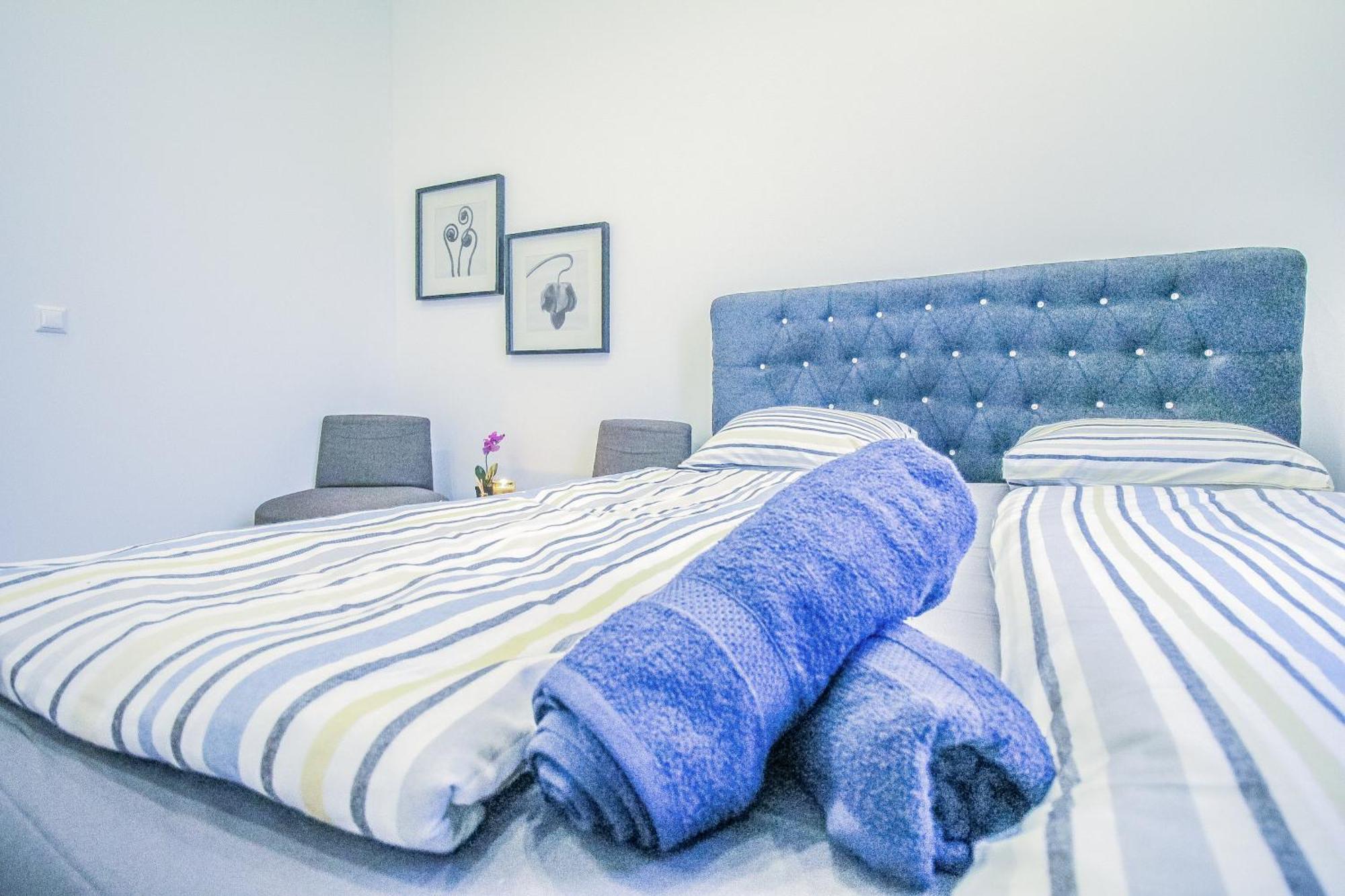 וינה Disc Cozy Rooms In Liesing מראה חיצוני תמונה