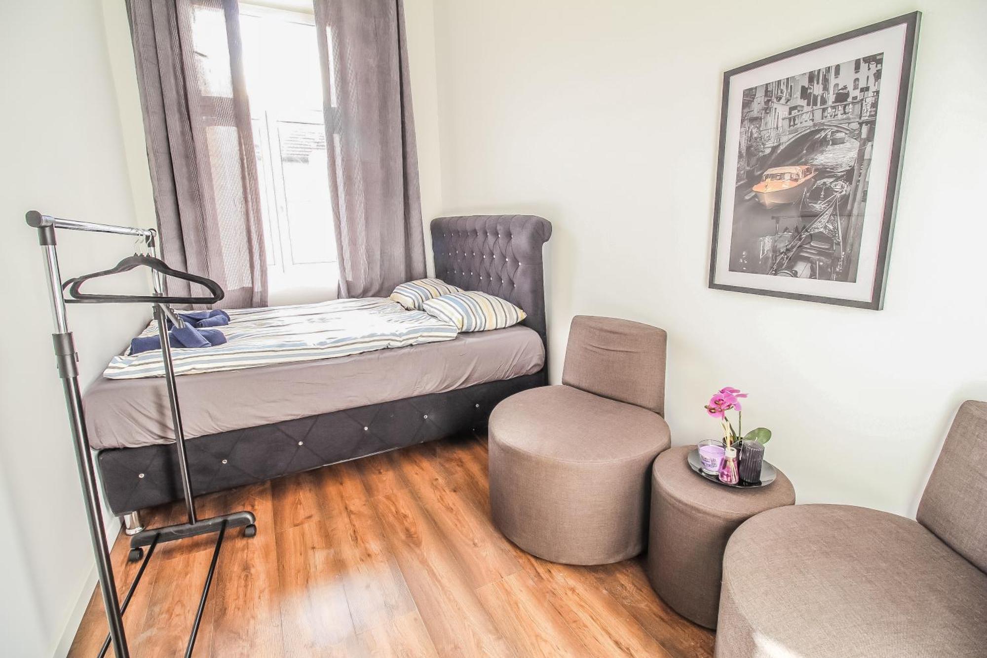 וינה Disc Cozy Rooms In Liesing מראה חיצוני תמונה