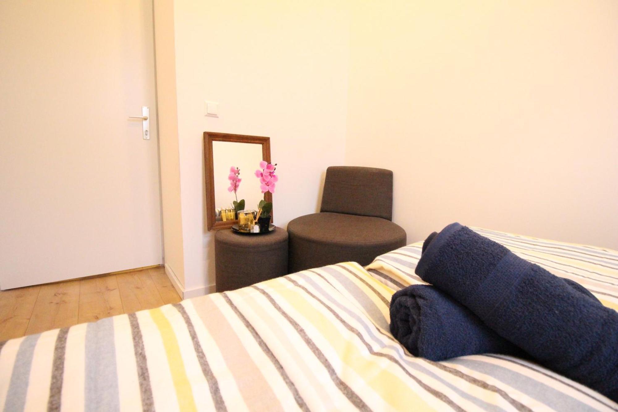 וינה Disc Cozy Rooms In Liesing מראה חיצוני תמונה