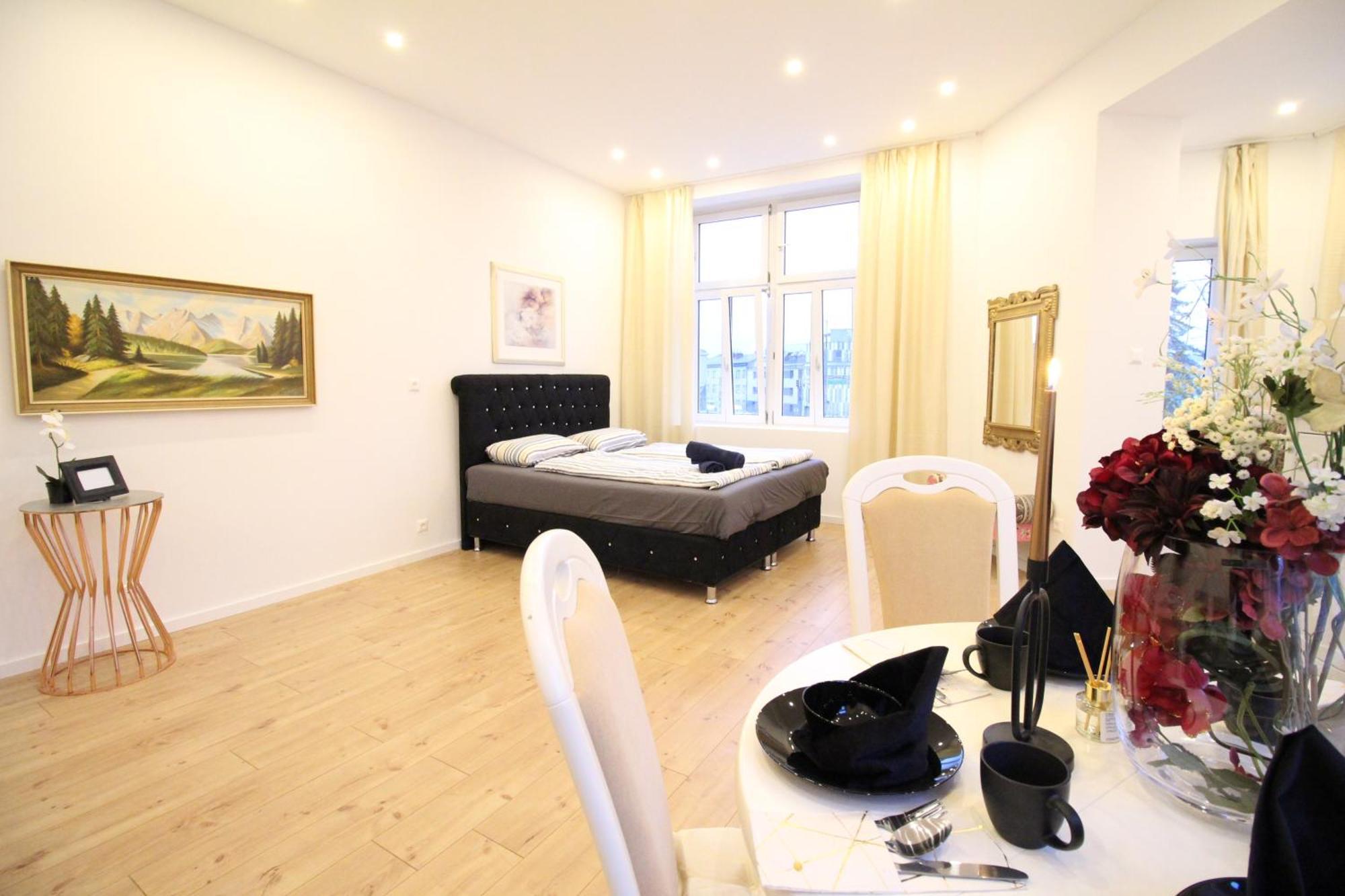 וינה Disc Cozy Rooms In Liesing מראה חיצוני תמונה
